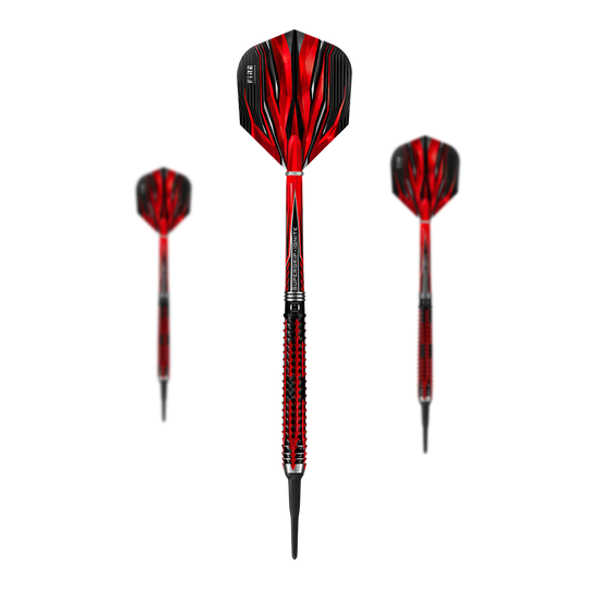 Harrows Fire Inferno soft darts Das Bild zeigt drei Harrows Fire Inferno Softdarts mit auffälligem rot-schwarzem Design. Die Darts haben spitze Kunststoffspitzen und strukturierte Griffe.