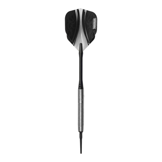 McDart 85 Tungsten V21 soft darts - 18.5g Das Bild zeigt einen McDart 85er Tungsten V21 Softdart mit einem Gewicht von 18,5g. Der Dart hat eine silberne, gerillte Barrel und schwarze Flights.