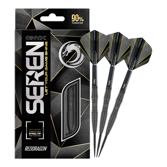 Red Dragon Seren 3 Onyx Steeldarts Das Bild zeigt die Red Dragon Seren 3 Onyx Steeldarts mit einer schwarzen Verpackung. Drei schwarze Steeldarts mit modernen Flights sind neben der Verpackung abgebildet.