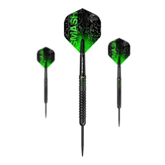 Mission Martin Lukeman Black Titanium Steeldarts - 25g Das Bild zeigt drei schwarze Titanium-Steeldarts der Marke Mission Martin Lukeman mit einem Gewicht von 25 Gramm. Die Flights sind schwarz-grün und tragen die Aufschrift "SMASH".