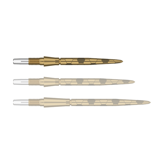 Target Swiss Storm Onyx Point Dart Tips - Gold Das Bild zeigt drei goldfarbene Dartspitzen mit sechseckigen Mustern. Sie liegen nebeneinander und sind in unterschiedlichen Perspektiven dargestellt.