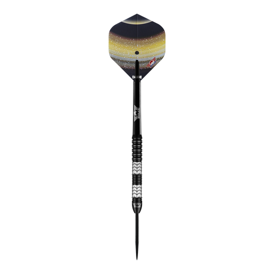Bulls NL Luna Triton steel darts Der "Bulls NL Luna Triton Steeldart" ist ein hochwertiger Steeldart mit einem auffälligen, weltraumähnlichen Design auf den Flights. Der Dart besitzt einen schwarzen, geriffelten Griffbereich für optimalen Halt.