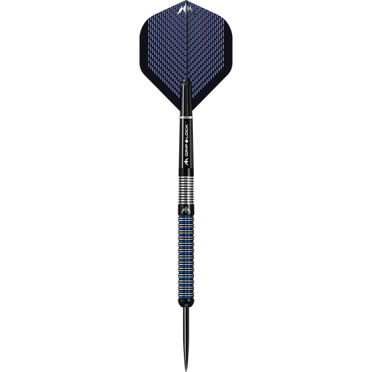 Mission Nightfall Model 1 steel darts Das Bild zeigt einen Mission Nightfall Model 1 Steeldart. Der Dart hat ein modernes Design mit schwarzen und blauen Akzenten.